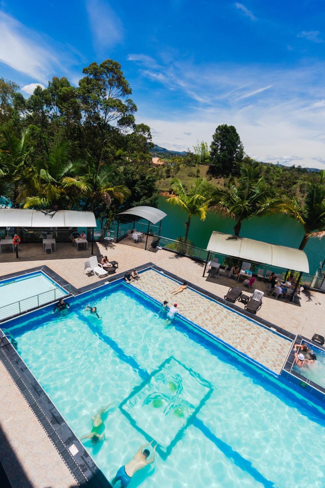 Verony Hotel 4*